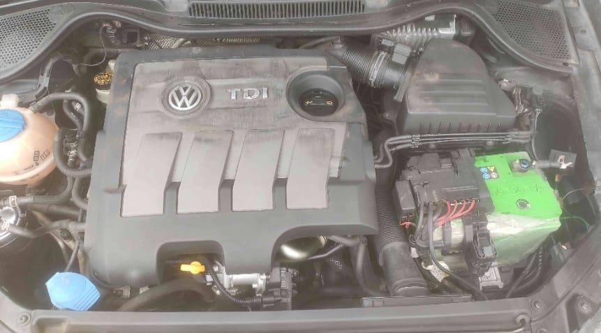 Volkswagen Vento(2012-2014) Highline Diesel